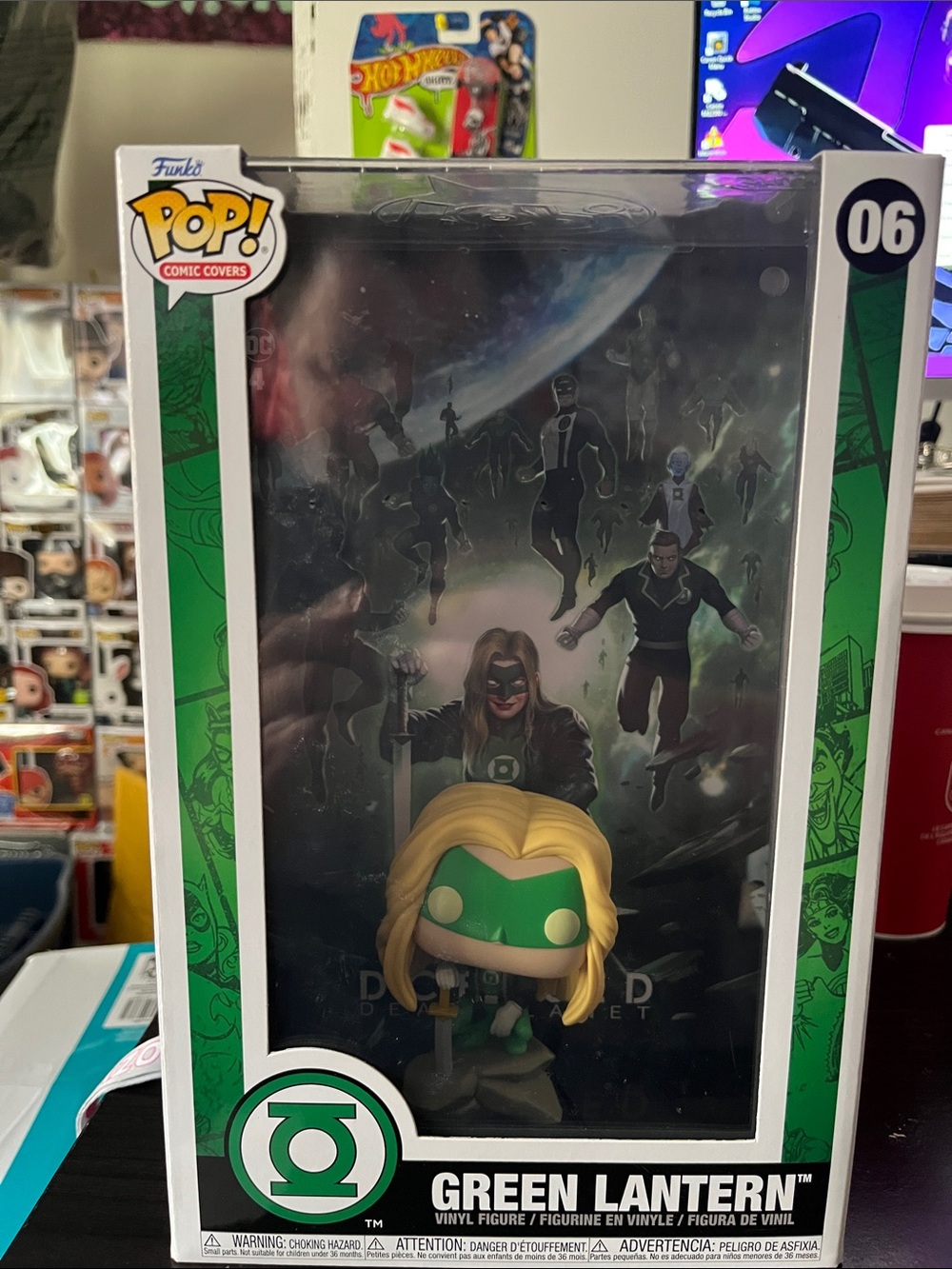 Funko Pop! Green Lantern Comic Cover Vinyl Figure - Green, Blonde
